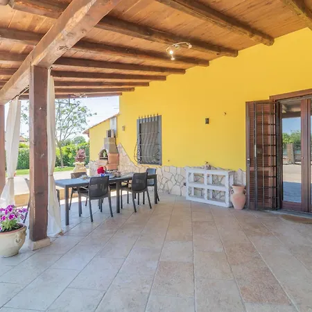 La Casa Di Lola Apartment Monterosi Exterior photo
