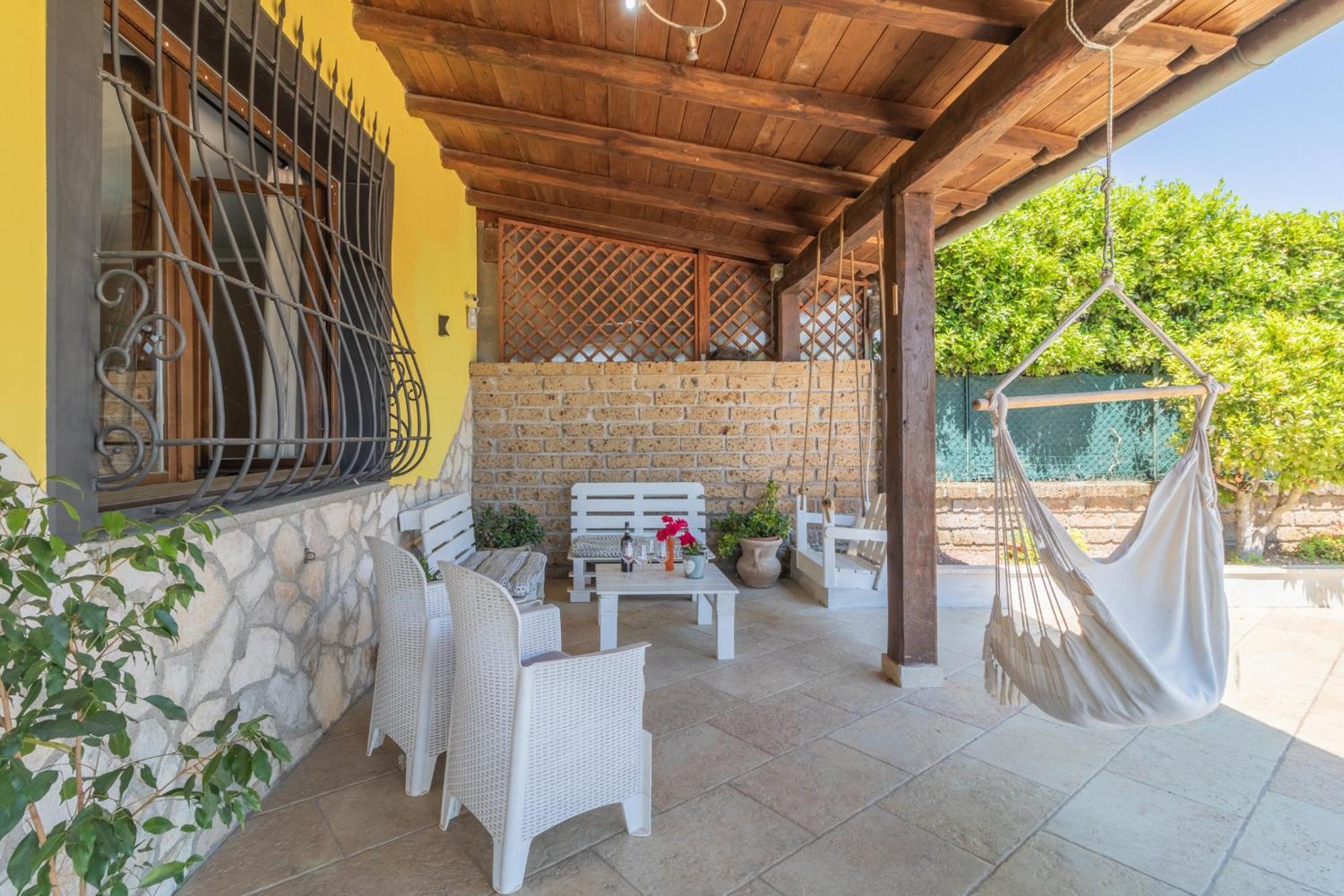 La Casa Di Lola Monterosi